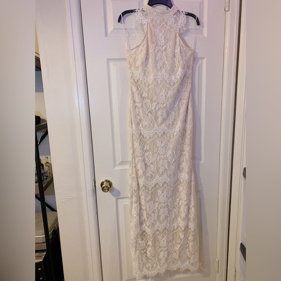 Off white wedding dress - Picture 1 of 3